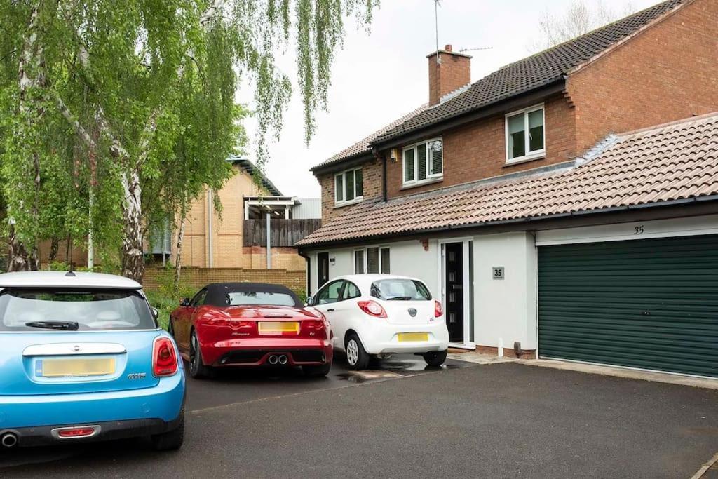 35 Quaker Lane Villa Darlington  Exterior photo